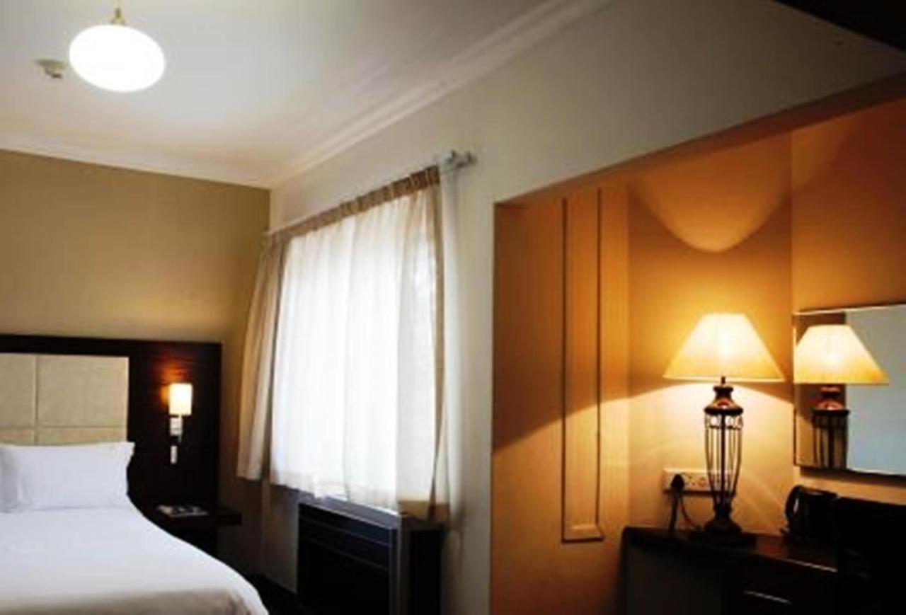 Premier Splendid Inn Pinetown Exterior photo